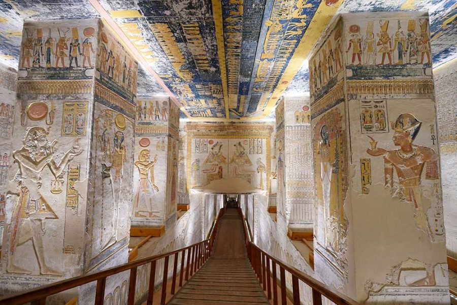 Premium tour to Luxor highlights including sailing and lunch on Lotus Nile cruise from Hurghada